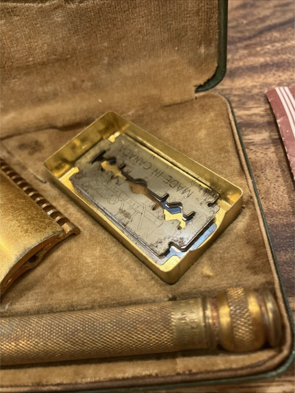 Vintage Gillette Razor In Box W/Used Blades - Picture 5 of 8
